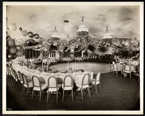 Das Wiener Dach im Hotel St. Regis, 1937