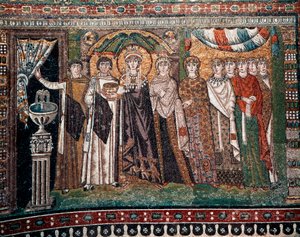 Kaiserin Theodora mit ihrem Hof aus zwei Ministern und sieben Frauen, um 547 n. Chr. (Mosaik)