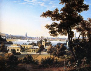 Die Silhouette der Stadt Potsdam über Glienicke