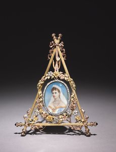 Dreieckiger Rahmen mit Porträt von Zarin Alexandra Fjodorowna, 1896-1908 von Carl Fabergé