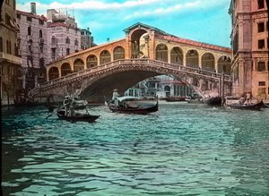 Italien, Venedig, Rialtobrücke und Canal Grande, Bilddatum: ca. 1910 von Carl Simon