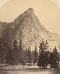 Drei Brüder, Vorderansicht, 4480 Fuß, 1861 von Carleton Emmons Watkins