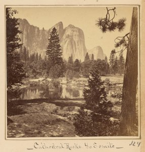 Kathedralenfelsen 2600 Fuß von Carleton Watkins