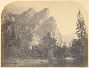 Pompompasus - Drei Brüder. 4480 ft. Yosemite von Carleton Watkins