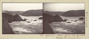 Der Albion-Fluss von der Küste, Mendocino von Carleton Watkins