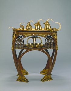 Tablett mit Sahnekännchen, Zuckerdose, Teekanne, Heißwasserkessel und Serviertablett