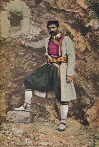Ein Montenegriner in Festtagskleidung, ca. 1913