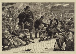 Kinderparty an Bord der HMS Minotaur, das Tauziehen