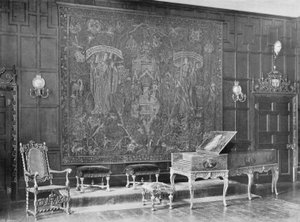 Nordwestseite des Wohnzimmers von Charles Latham