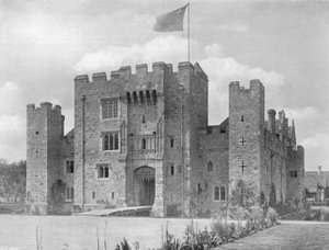 Das Torhaus von Südosten von Charles Latham