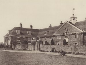 Das Lucas Asyl, Wokingham von Charles Latham