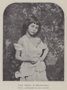 Alice Liddell als Bettelkind (s/w Foto)