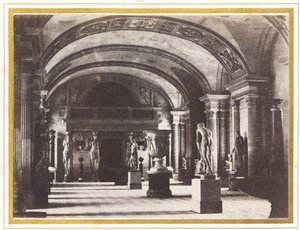 Salle des Cariatides, im Musée du Louvre, ca. 1851