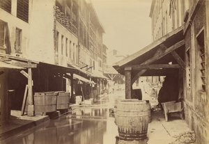 Gerberei am Ufer der Bièvre / Die Bièvre und die Gerbereien. Derzeit ein unterirdischer Abwasserkanal von Charles Marville