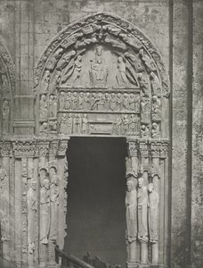 Kathedrale von Chartres: Rechte Tür des Königlichen Portals mit Unserer Lieben Frau von Chartres von Charles Nègre