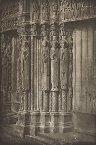 Kathedrale von Chartres. Rechte Tür des Königlichen Portals, Westseite, 12. Jahrhundert, vor Juli 1857 (Foto) von Charles Nègre
