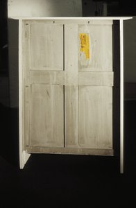 Weißer Schrank entworfen für Mrs. Rowat, 1902