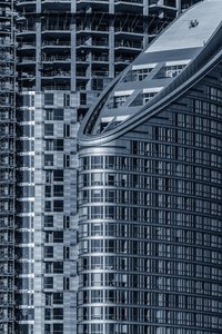 Architektonische Kurve von Chris Hamilton