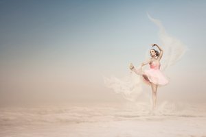 Schwebende Ballerina Traum von Christine von Diepenbroek
