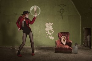 Surrealer Frauen-Bubble
