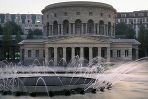 Rotunde von La Villette, erbaut 1789 von Claude Nicolas Ledoux. von Claude Nicolas Ledoux