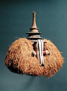 Zoomorphe Maske (Holz & Faser)