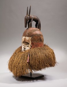 Suku-Helmmmaske