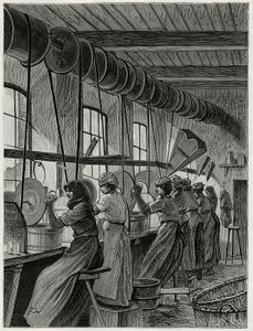 Eine Frauenwerkstatt in der Glasfabrik von Val Saint Lambert. Gravur von C. Meunier zur Illustration der Geschichte „Belgien“ von Camille Lemonnier (1844-1913) von Constantin Emile Meunier