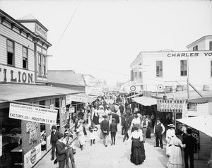 Die Bowery nach Osten blickend, Rockaway, New York