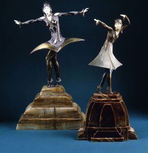 Kora, eine exotische Tänzerin, frühes 20. Jahrhundert (Bronze, Onyxbasis)