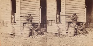 Farbige Wachen im Dienst in der Nähe von Dutch Gap, 1864 von E. and H.T. Anthony