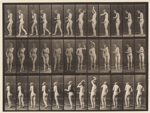 Toilette; Haare bürsten und weggehen von Eadweard Muybridge