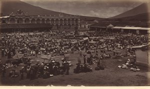 Platz und Vizekönigspalast - Antigua de Guatemala von Eadweard Muybridge