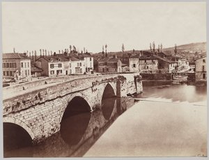 Périgueux. Die Tournepiche-Brücke, stromaufwärts