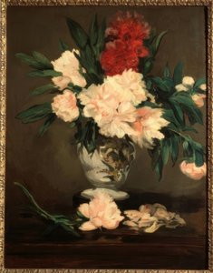 Vase de pivoines sur piédouche