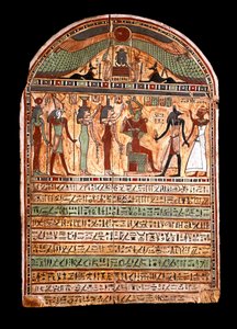 Ägyptische Antiquitäten: Grabstele eines Hohepriesters: Osiris empfängt den Verstorbenen in Anwesenheit von Anubis, hinter ihm die Gottheiten Isis, Nephthys, Horus, Hathor. 3.-2. Jahrhundert v. Chr. Turin, Ägyptisches Museum