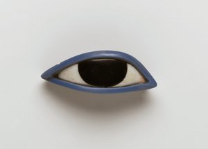 Rechtes Auge von einem anthropoiden Sarg von Egyptian