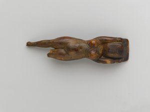 Toilettenschale gehalten von einer schwebenden Frauenfigur, aus Saqqara