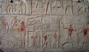Anordnung von Lebensmitteln in Lagern, Kalkstein-Relief, aus dem memphitischen Grab von Horemheb in Saqqara, ägyptische Zivilisation, Neues Reich, Dynastie XVIII von Egyptian 18th Dynasty