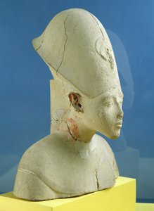 Büste von Amenophis IV. (Echnaton) aus Tell el-Amarna, Amarna-Periode, Neues Reich, ca. 1353-1337 v. Chr. von Egyptian 18th Dynasty