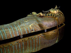 Ägyptische Antike: Sarkophag des Schatzes von Tuthankamun von Egyptian 18th Dynasty