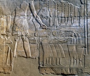 Priester, der die Arbeit der Frauen überwacht, Wandrelief, Kolonnade des Amun-Tempels (Unesco-Welterbeliste) von Egyptian 18th Dynasty