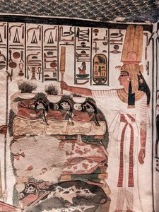 Nefertari im Jenseits Opfer darbringend