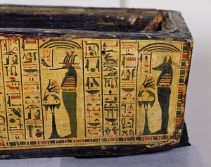 Detail der äußeren Sargbasis der Mumie von Nesyamun, möglicherweise gefunden in Deir El-Bahri, Neues Reich, ca. 1100 v. Chr. von Egyptian 20th Dynasty