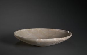 Flache Schale aus Saqqara, Altes Reich, ca. 2726-2647 v. Chr.