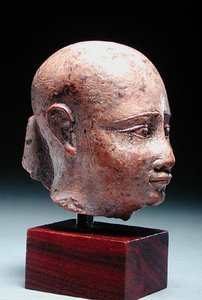 Männlicher Kopf, ca. 350 v. Chr. (Kalkstein)