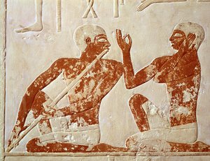 Bemaltes Relief darstellend einen Flötenspieler und einen Sänger bei einem Begräbnisbankett, aus dem Grab von Nenkhefetka, Saqqara, Altes Reich, ca. 2400 v. Chr. von Egyptian 5th Dynasty