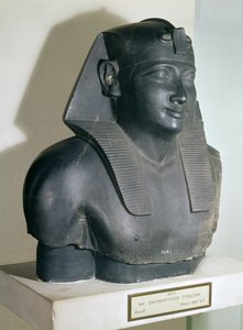 Fragment einer ägyptischen Statue von Ptolemaios I., 305-283 v. Chr.