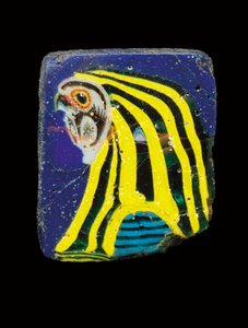 Mosaik-Falkenkopf-Einlage, ca. 2. - 1. Jahrhundert v. Chr. von Egyptian Ptolemaic Period