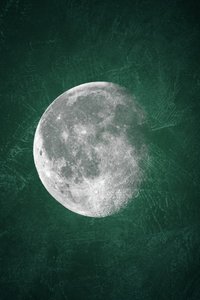 Stimmungsvoller grüner Mond